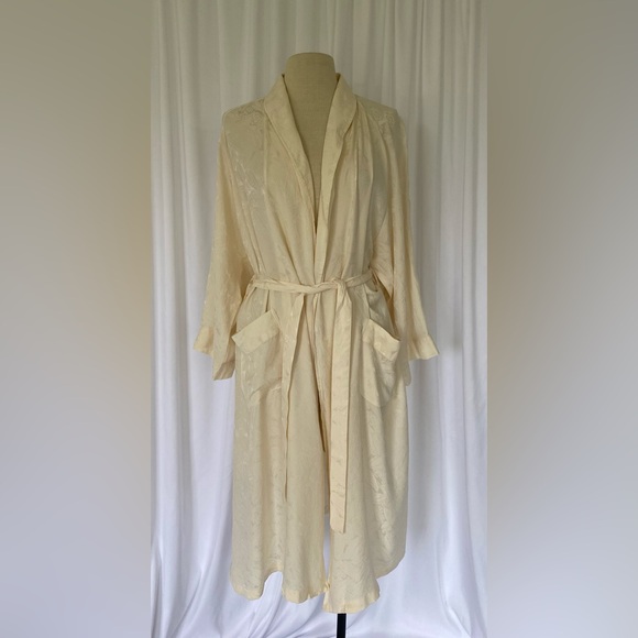 Elegant Silk Robe - Picture 1 of 6